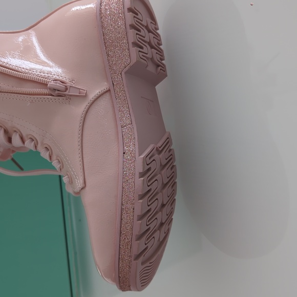 MIA Girl Boots - Picture 5 of 13